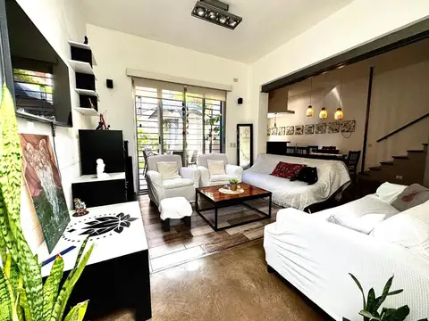 Depto Tipo Casa en Venta de 3 dormitorios