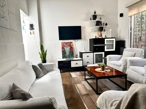 Depto Tipo Casa en Venta 19 años