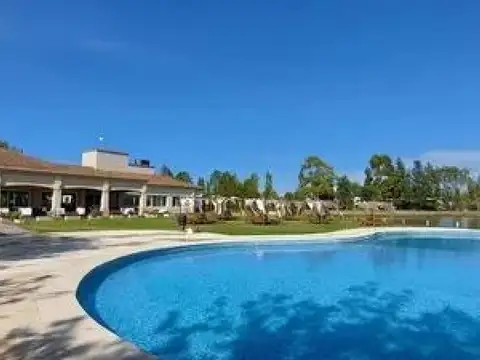 Terreno en venta - 2.902mts2 - Club Miralagos