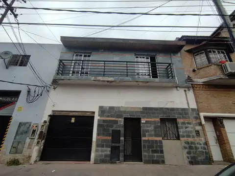 General O higgins 700, Piso 1