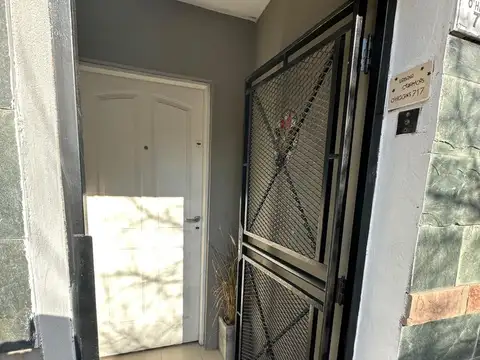 Depto Tipo Casa en Alquiler de 3 ambientes