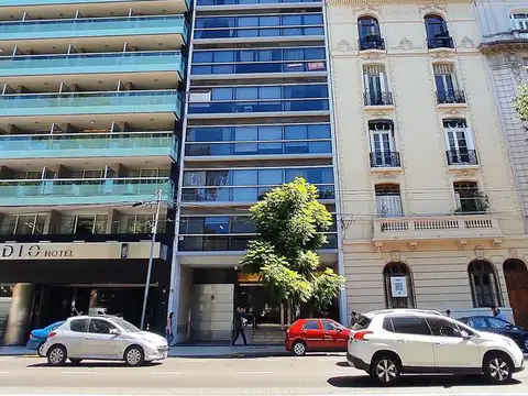 Departamento en Alquiler en edificio de categoria