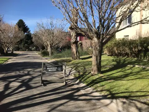 BARRIO LA CELINA,  ING MASCHWITZ, ESCOBAR