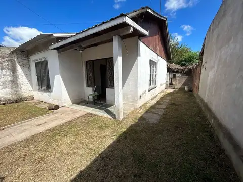 CASA SOBRE LOTE PROPIO 238MT2-GLEW