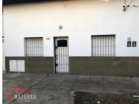Depto Tipo Casa 2 ambientes con 1 baño