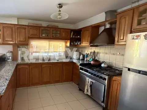 CASA EN VENTA EN FERNANDEZ ORO
