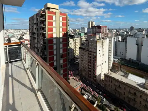 Venta Departamento 2 ambientes con Cochera y Vistas Panoramicas. Punta Iglesia
