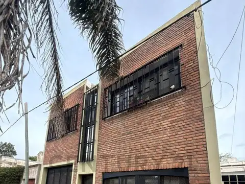 59 entre 137 y 138, CASA 3 DORMITORIOS EN VENTA, LOS HORNOS