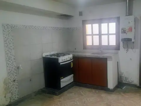 Depto Tipo Casa en Alquiler de 3 ambientes