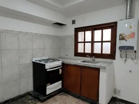Depto Tipo Casa en Alquiler de 3 ambientes