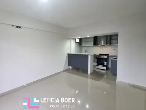Departamento en Alquiler en Villa Ballester, $ 930.000
