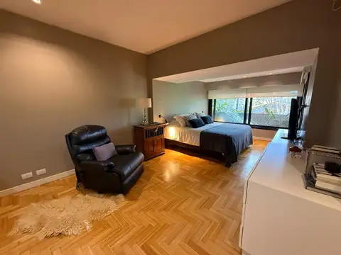 Casa 5 ambientes con 5 baños