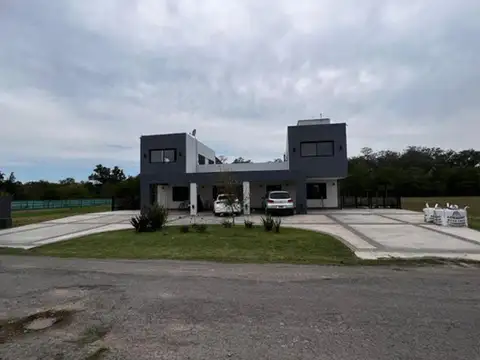 Casa en Venta de 5 dormitorios