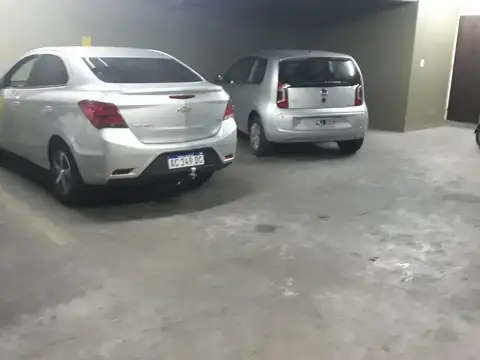 Cochera - Corrientes 2500 - Abasto - Rosario