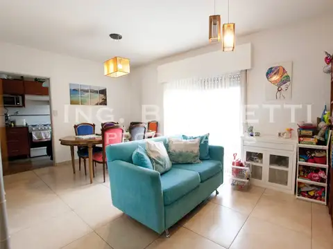 Departamento 3 Ambientes C/cochera, 2 Baños, Parrilla - Impecable