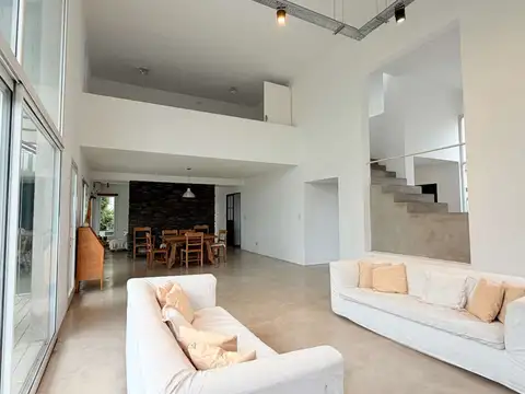 Casa en Venta en Las Liebres, USD 430.000