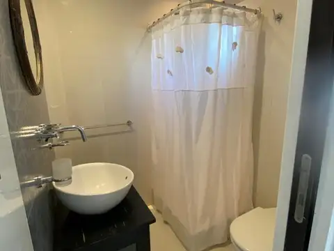 Uriarte 2200, Piso 8