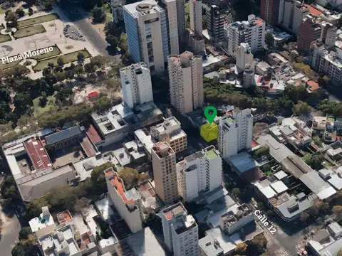 Local en venta en calle 12 - La Plata