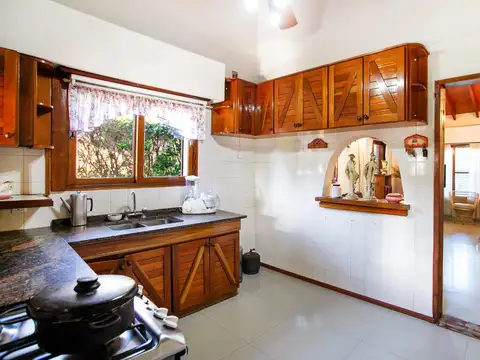 Casa en Venta con 1 cochera