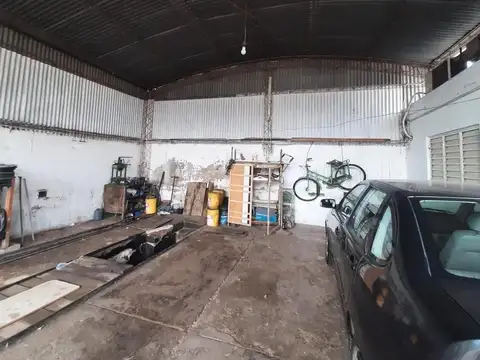 GALPON CON CASA Y DEPARTAMENTO