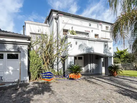 Casa en venta y alquiler temporal en Campos de Alvarez