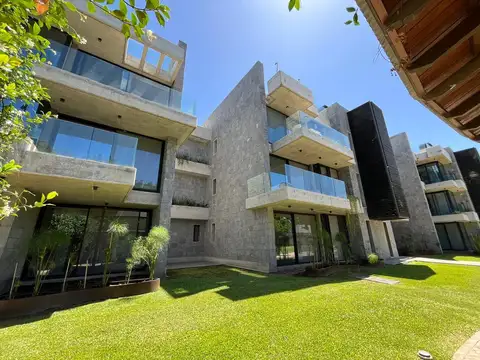 Venta - Departamento de dos dormitorios y balcón en Fisherton Park, Brassey al 8000, Rosario.