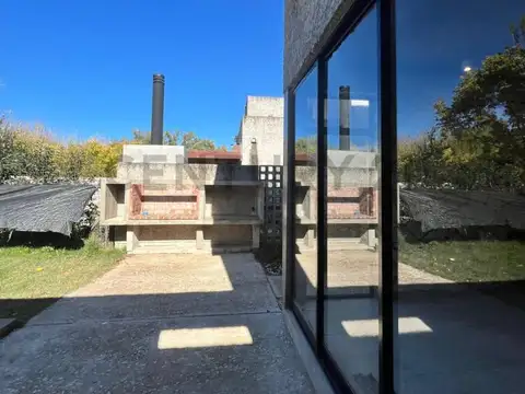 Casa en venta en Villa Elisa