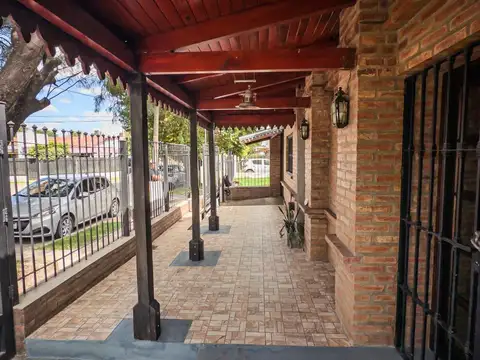 Casa en B Poeta Lugones