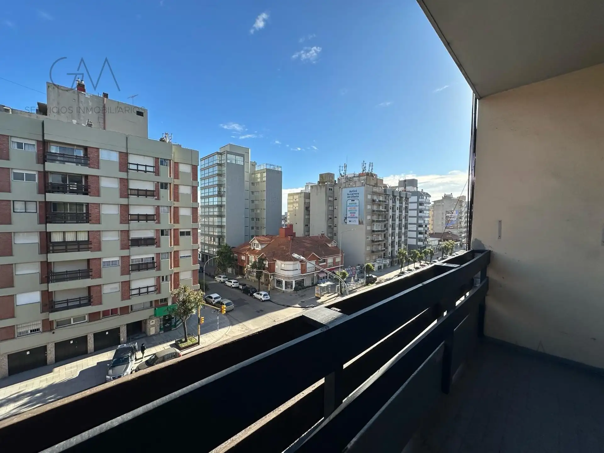 Departamento reciclado en excelente ubicación en La Perla