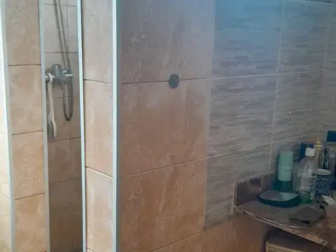 Casa en Venta con 4 cocheras