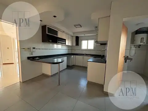Departamento en Alquiler de 4 dormitorios
