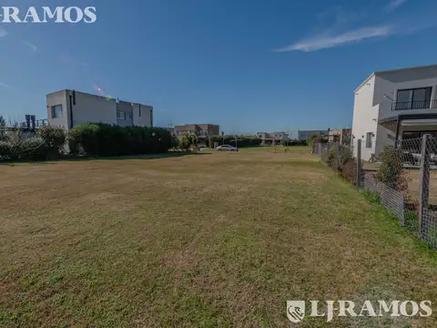 Terreno en Venta de 859,0 m2