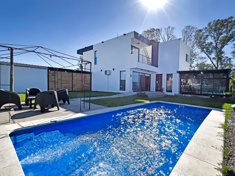 VENTA CASA ALTOS DE VIEDMA BARRIO PRIVADO PERMUTA