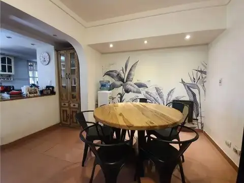 Casa 4 ambientes con 4 baños
