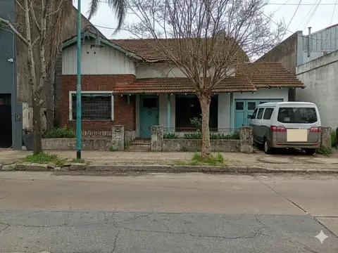 Depto Tipo Casa en Venta con 2 cocheras