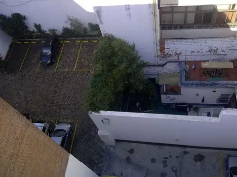 Desarrollados en planta baja y 5 pisos altos.