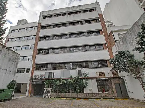 Desarrollados en planta baja y 5 pisos altos.