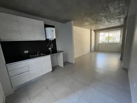 Oficina en venta en Lourdes, Rosario  c/ ingreso independiente!