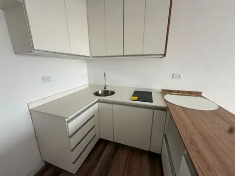 Avenida Doctor Ricardo Balbín 3200, Piso 8