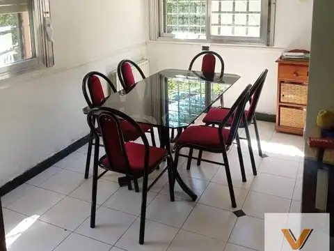 Casa 7 ambientes con 3 baños