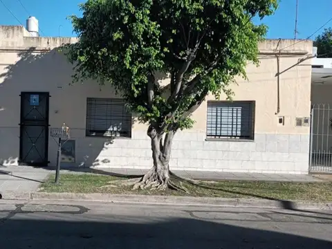 San Carlos e/ Comandante Lucena y Teniente Coronel Lafuente