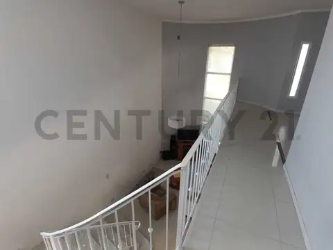 CASA EN VENTA EN RAFAELA,  BARRIO PIZZURNO