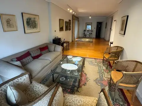 Venta departamento ubicado en el corazón de Palermo -  Cochera Incluída