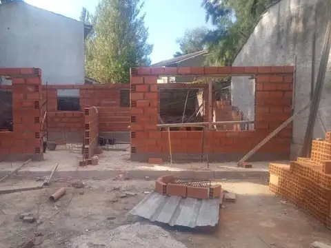 CASA VENTA  ITUZAINGO NORTE