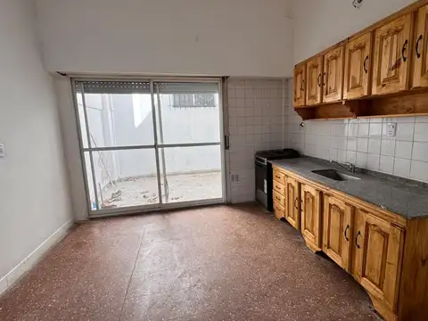 Depto Tipo Casa en Venta de 1 dormitorio