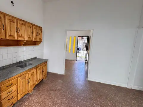 PH 2 amb en venta Carapachay planta baja con patio