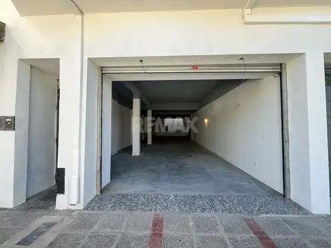 Local comercial en alquiler av olascoaga neuquen