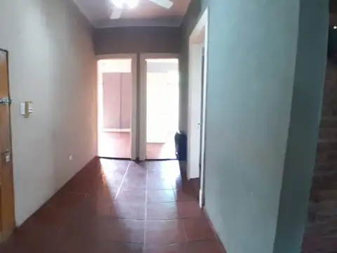 DEPARTAMENTO TIPO CASA DE 4 AMBIENTES