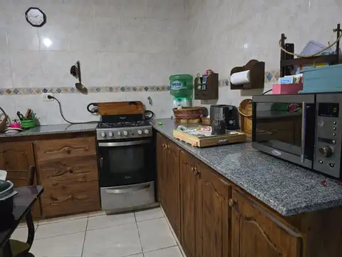 Casa en Alquiler con 1 cochera