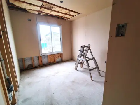 VENTA  CASA  CONDOMINIO SAN FERMIN PONTEVEDRA